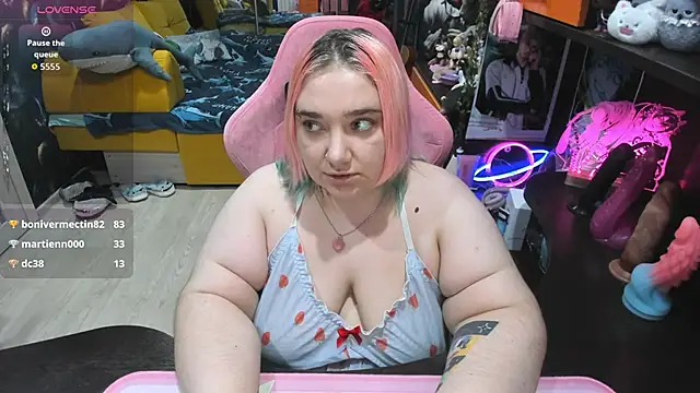 Softie_Sofy live sex cam