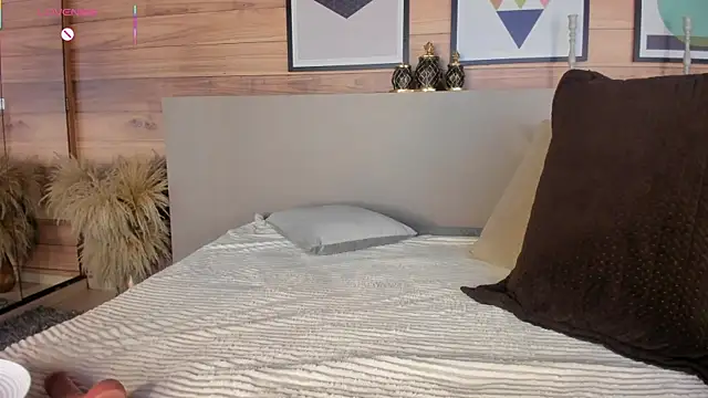 AriaFoster's cam snapshot