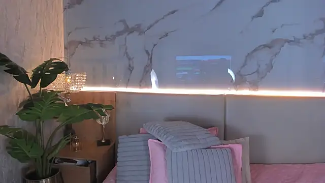 ValSmith_'s cam snapshot