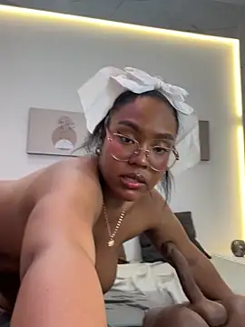 Esmeralda_Duarte's cam snapshot