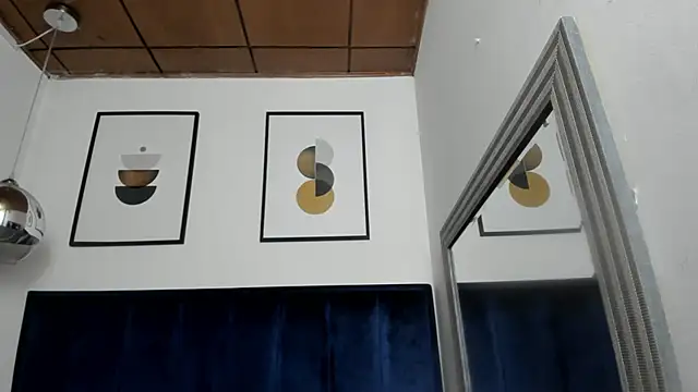 Alaia_Carter's cam snapshot