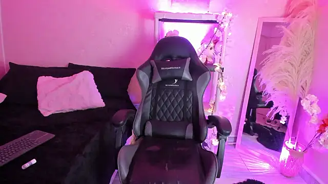 Selene_sst live sex cam