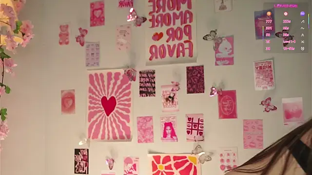 AmiLewis live sex cam