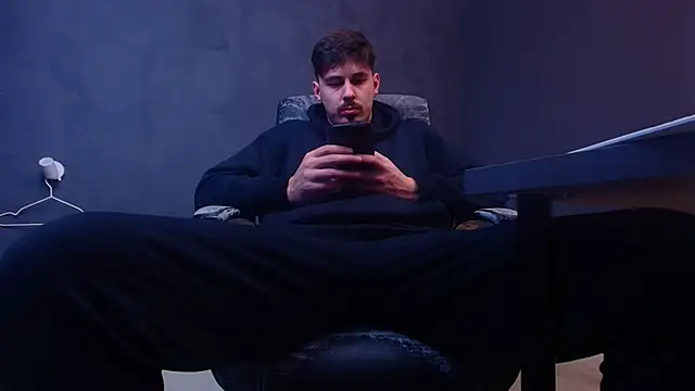 EnzoRace's cam snapshot