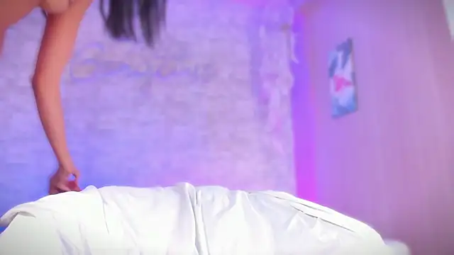 ayla_lux's cam snapshot