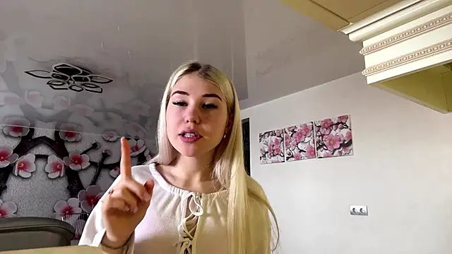 MyBabyAiko's cam snapshot