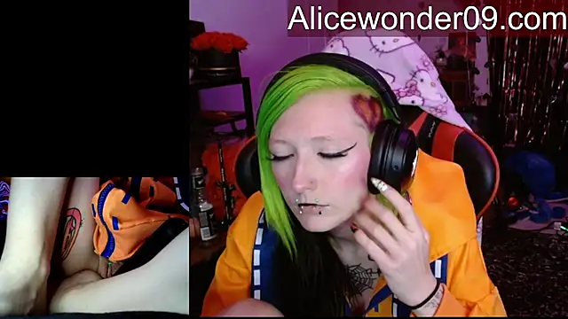 alicewonder09's cam snapshot