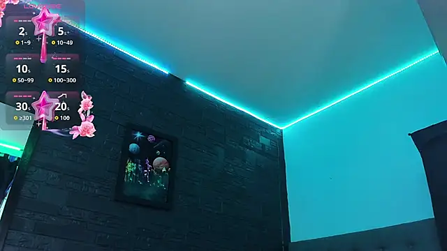 Romancartier_1's cam snapshot