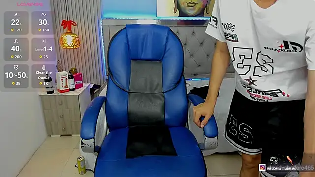 Estiv18_'s cam snapshot