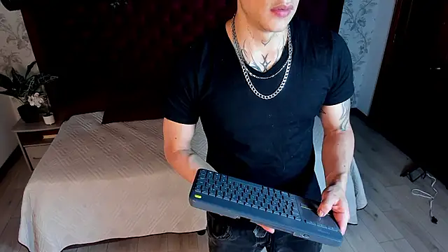 Dustin_Sonne's cam snapshot