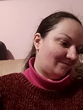 BustyLadyAlma live sex cam