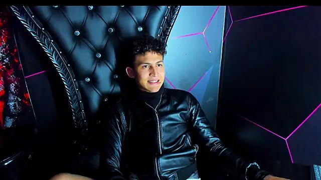 Ethan_Waalker's cam snapshot