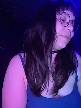 Solo_yoss live sex cam