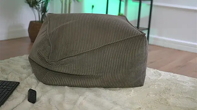 Cherrysweett live sex cam