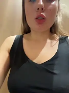 VineraSweet live sex cam