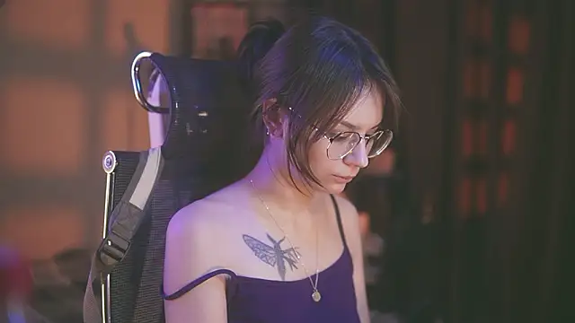 alyssa_sweet live sex cam