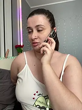 lipsi_vikki's cam snapshot