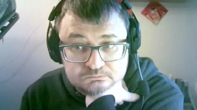 SirAbuser's cam snapshot