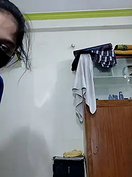 Priyanka_30 live sex cam