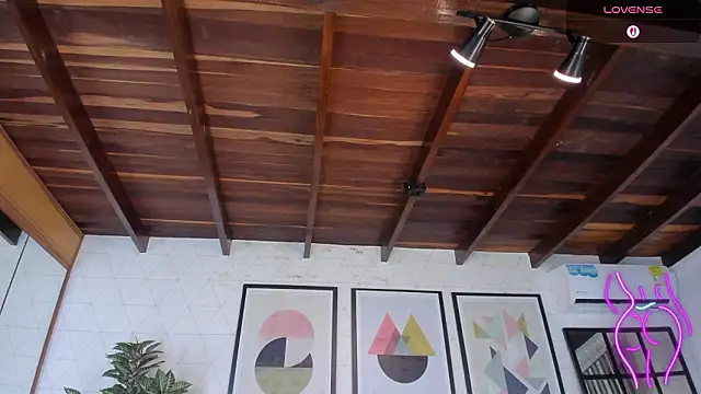 MiaKay1 live sex cam