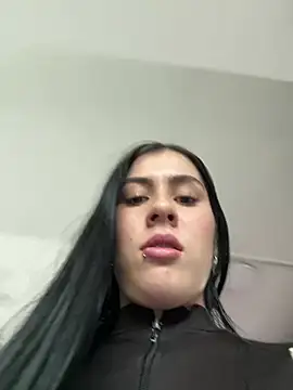 Victoria_14's cam snapshot