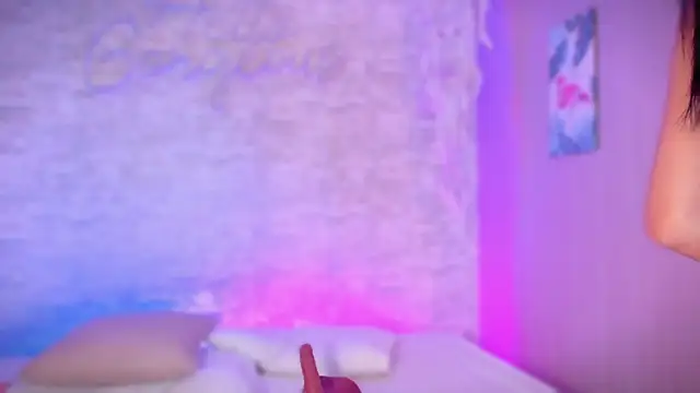 ayla_lux's cam snapshot