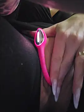 MILFBARBY live sex cam