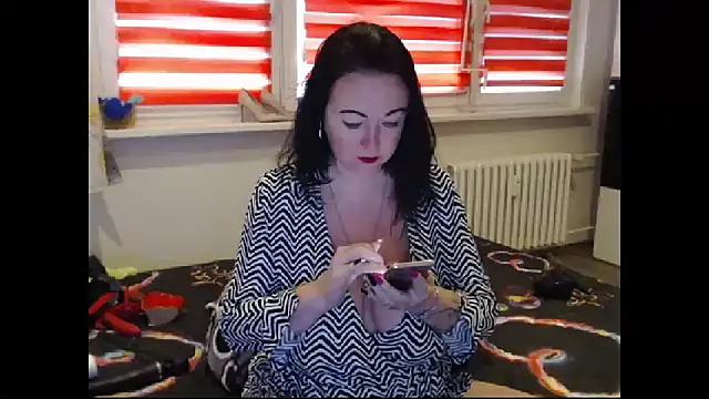 Alexie33 live sex cam