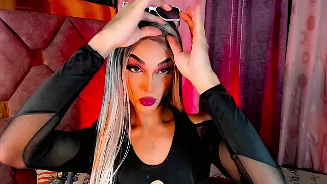 the-horus-girl live sex cam