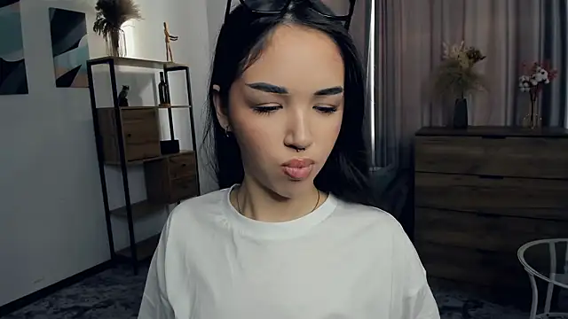 AvantgardAlone's cam snapshot