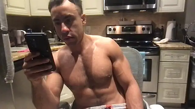 BigMuscleGuy28's cam snapshot