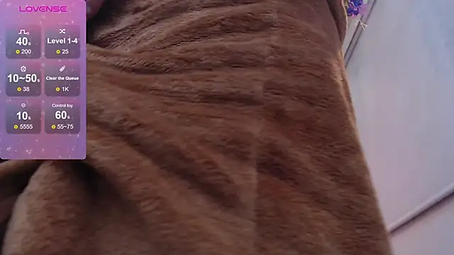 BLONDE_SEXYHOT's cam snapshot