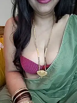 kaamuk_shweta live sex cam