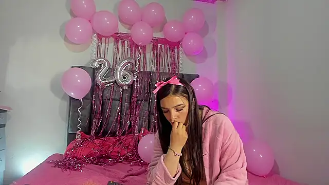 Esmeraldaa-'s cam snapshot