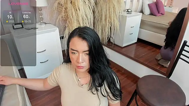 Ari_lynn_'s cam snapshot