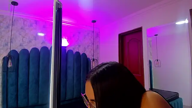 nalalye_cruzz_'s cam snapshot