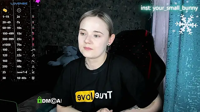Your_small_bunny live sex cam