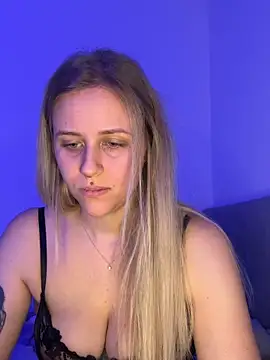 lunawolf21 live sex cam