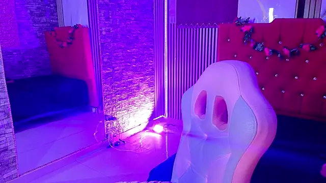 mia_hernnandez's cam snapshot