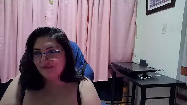 lina_maria99 live sex cam