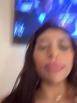 canela_10 live sex cam