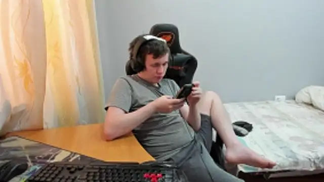 iliaskrislove live sex cam