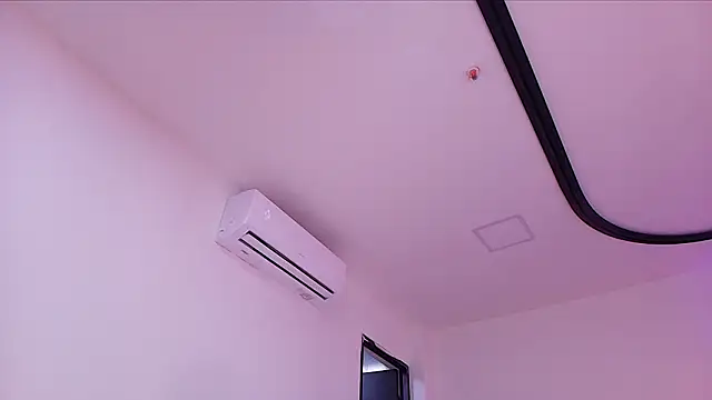 _linda_milk_ live sex cam