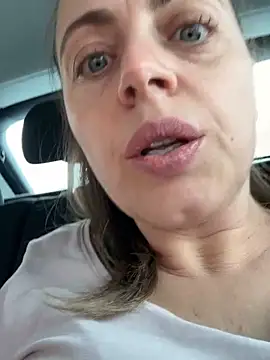 ladywithbigass live sex cam