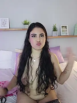 shainadavis's cam snapshot