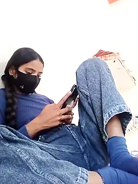 Riya_917's cam snapshot