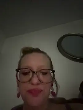 SoftLeini live sex cam