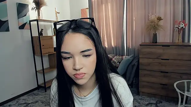 AvantgardAlone's cam snapshot