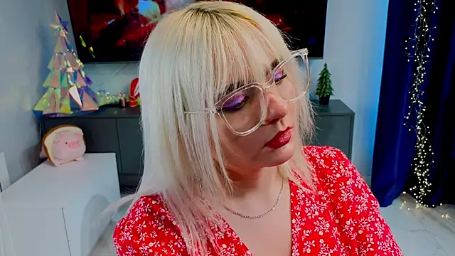 TawandaKerst's cam snapshot