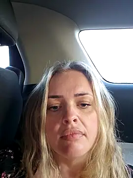 Bridgette03's cam snapshot